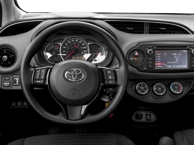 Nội thất Toyota Yaris 2018