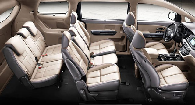 Nội thất Kia Sedona 2.2 DATH