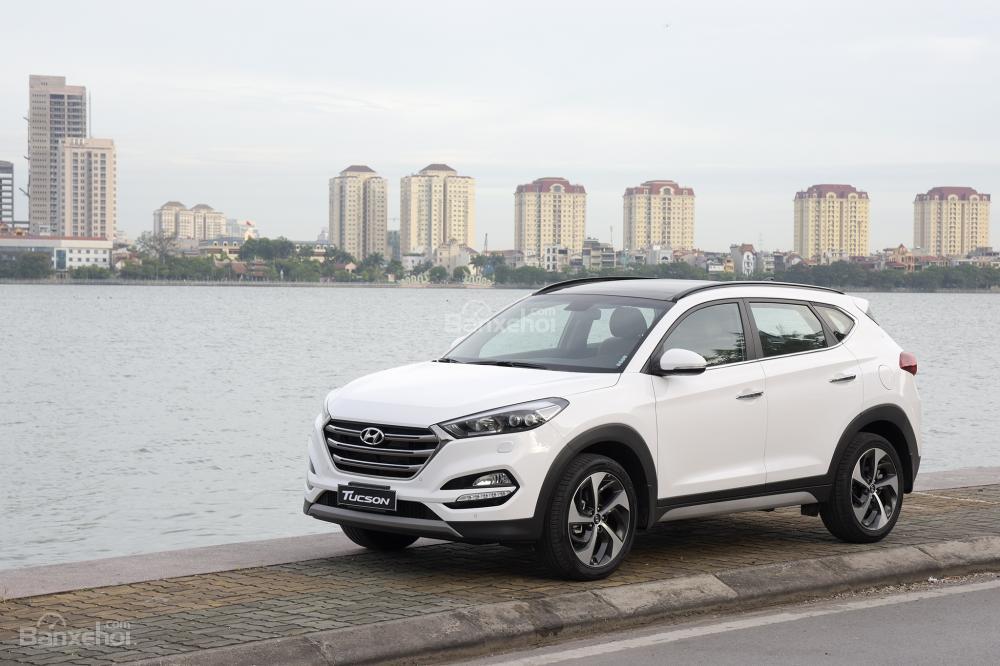 Hyundai Tucson đón tin vui khởi sắc với 865 xe.