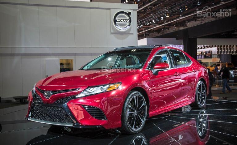 Toyota Camry thế hệ mới đã sớm ra mắt tại các nước Đông Nam Á.