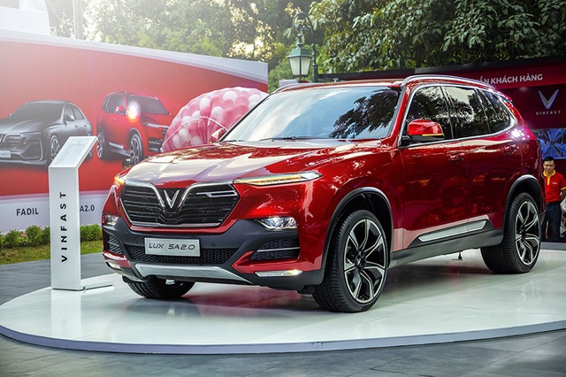 Trong đó, mẫu xe SUV VinFast LUX SA2.0 có mức tăng cao nhất lên đến hơn 1 tỷ đồng.