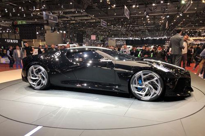 10 siêu xe đắt đỏ nhất hành tinh: Bugatti La Voiture Noire.