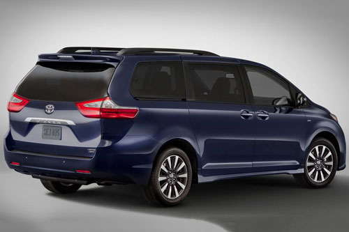 10 mẫu xe gia đình đáng mua nhất 2019: Toyota Sienna.