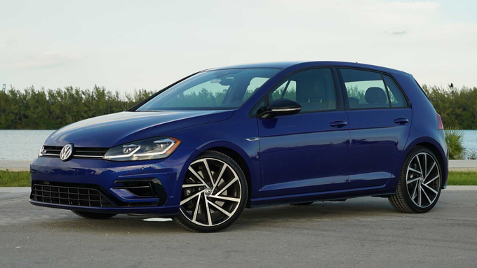 mẫu xe ô tô mà giới trẻ Mỹ mê nhất: Volkswagen Golf.