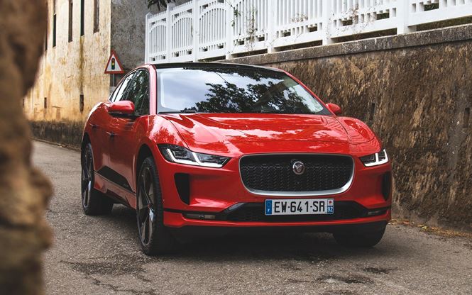 Hệ thống động lực điện toàn phần trên Jaguar I-Pace đạt nhiều giải thưởng Hệ thống động lực điện toàn phần trên Jaguar I-Pace đạt nhiều giải thưởng.