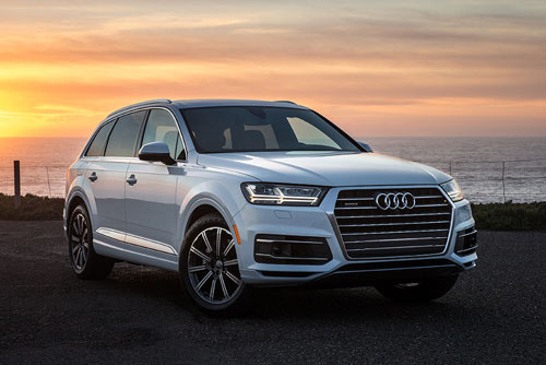 Top 10 xe SUV an toàn nhất năm 2019: Audi Q7 2019.
