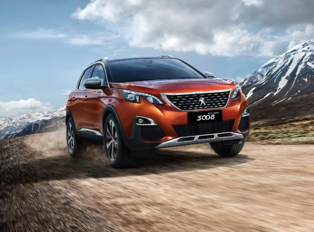 Top 3 xe gầm cao 5 chỗ giá 1 tỷ đồng tốt nhất hiện nay: Peugeot 3008.