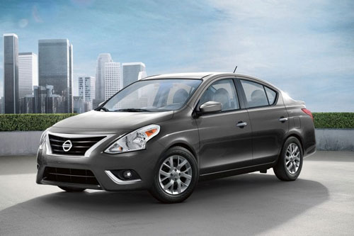 10 ô tô cỡ nhỏ đạt độ tin cậy cao nhất hiện nay: Nissan Versa 2019..