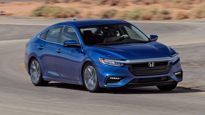 8 mẫu xe cỡ nhỏ an toàn nhất hiện nay: Honda Insight.