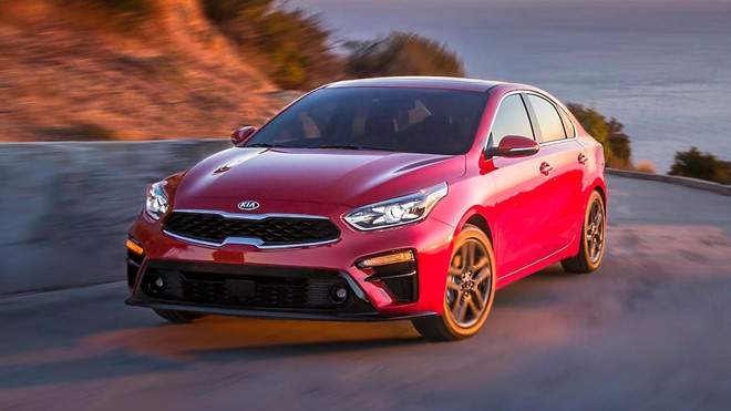 8 mẫu xe cỡ nhỏ an toàn nhất hiện nay: Kia Forte.