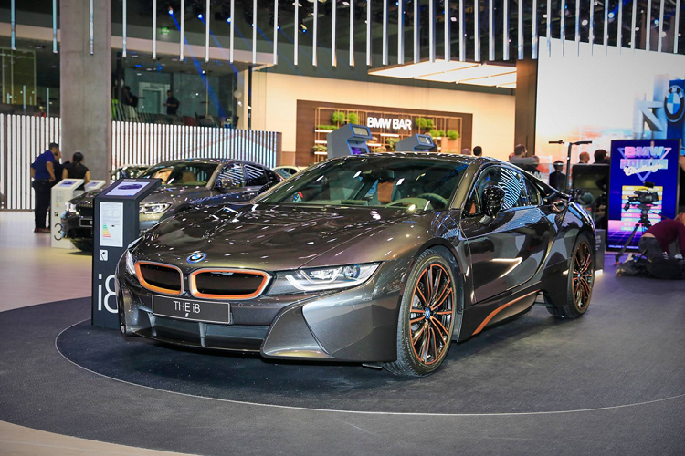 BMW i8 ra mắt phiên bản cuối cùng, chuẩn bị tinh thần khai tử 1a