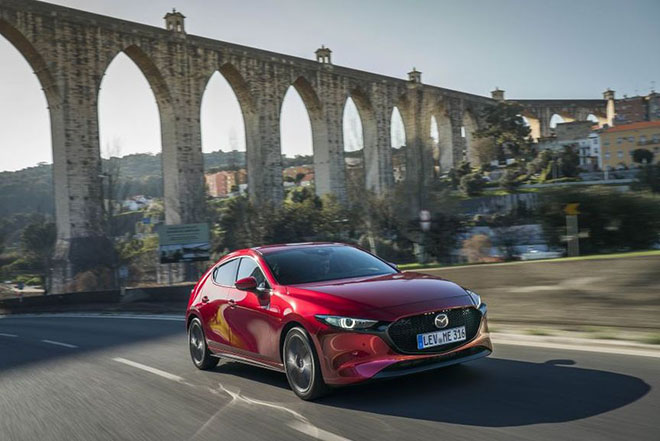 Mazda 3 là một chiếc xe thông minh và an toàn