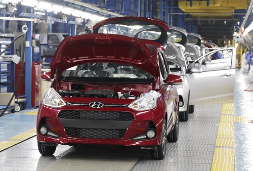 Thuế trước bạ xe ô tô là gì? Mức thu phí trước bạ quy định mới nhất 1 Thuế trước bạ xe ô tô là gì? Mức thu phí trước bạ quy định mới nhất 1a