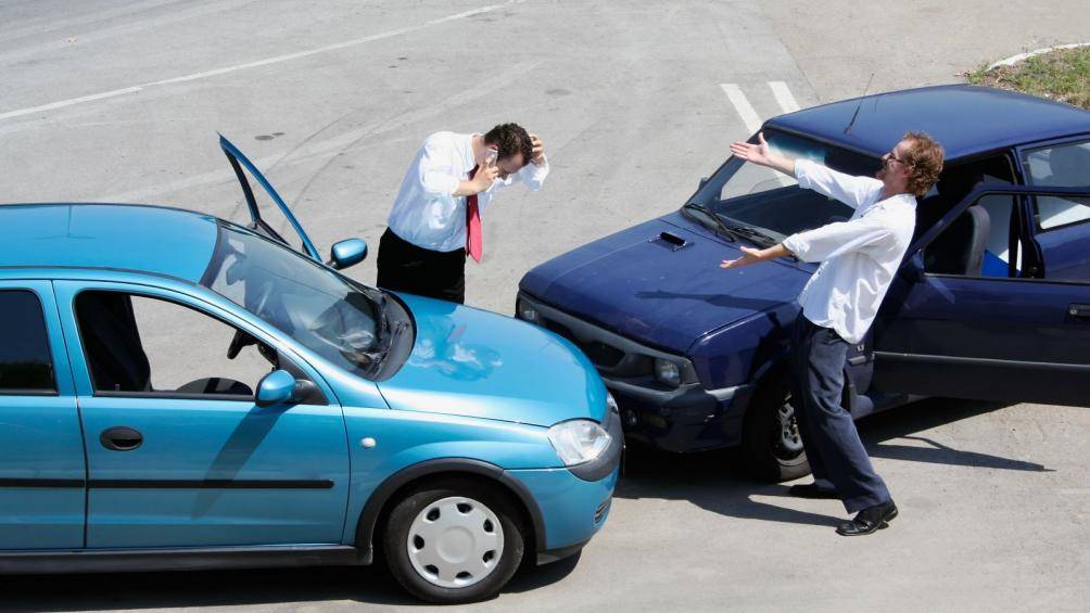 Lái mới nhất định phải biết những điều này khi lái ô tô để đảm bảo an toàn 4a