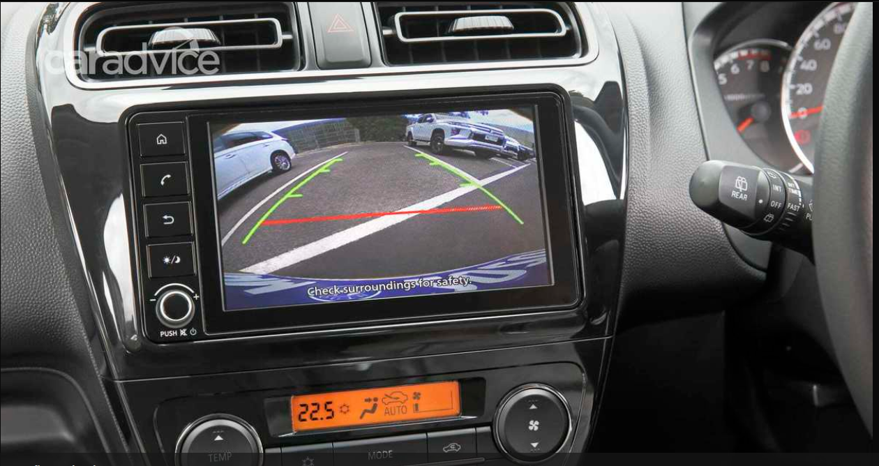 Màn hình cảm ứng 7 inch, hỗ trợ kết nối Apple CarPlay/Android Auto trên Mirage 2020. Màn hình cảm ứng 7 inch trên Mirage 2020.