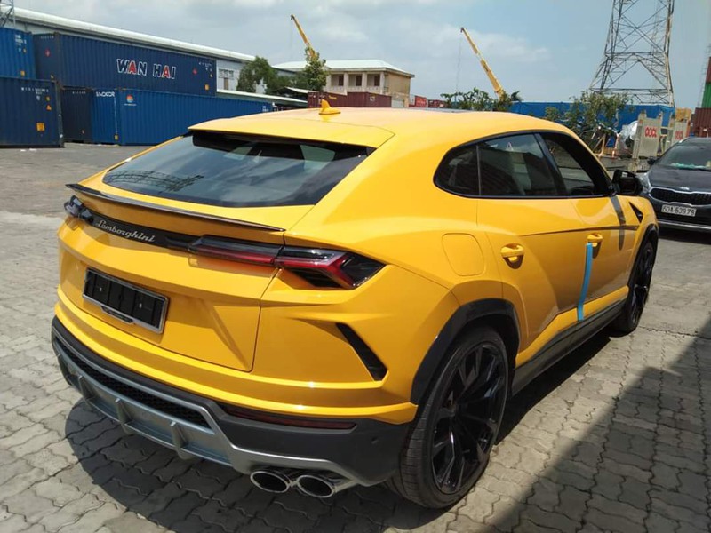 Urus 4 chỗ ngồi sở hữu tới 7 chế độ nhờ gói nâng cấp Off-road Urus 4 chỗ ngồi sở hữu tới 7 chế độ