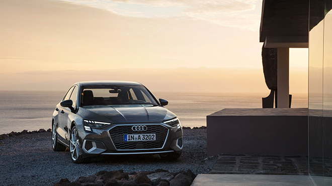 Audi A3 2021 còn được cài đặt thêm hệ thống định vị MMI Navigation plus, giúp tăng khả năng kết nối đáng kể. Audi A3 sedan 2021