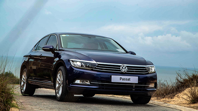 Chương trình giảm giá trên được Volkswagen Việt Nam áp dụng cho hai phiên bản High Bluemotion và Comfort của dòng Passat, lần lượt còn 1,310 tỷ và 1,210 tỷ đồng (giá niêm yết trước đây tại các đại lý là 1,480 và 1,380 tỷ đồng). Volkswagen Việt Nam giảm 200 triệu đồng