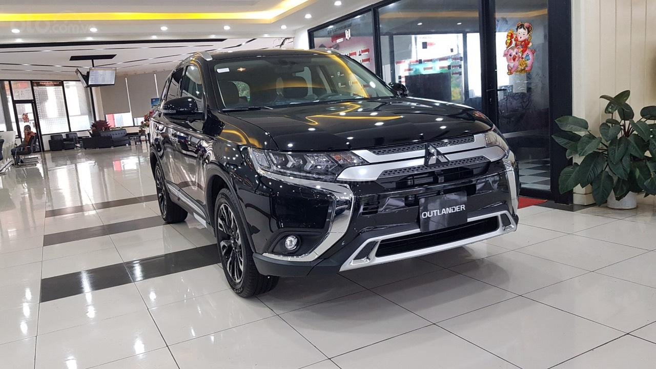 Mitsubishi Outlander 2.4 CVT Premium 2019