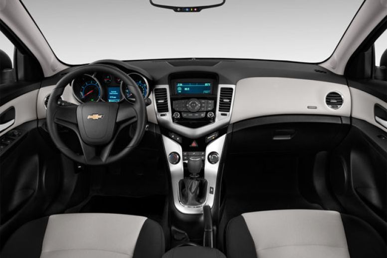Bảng Tablo của Chevrolet Cruze được thiết kế sống động