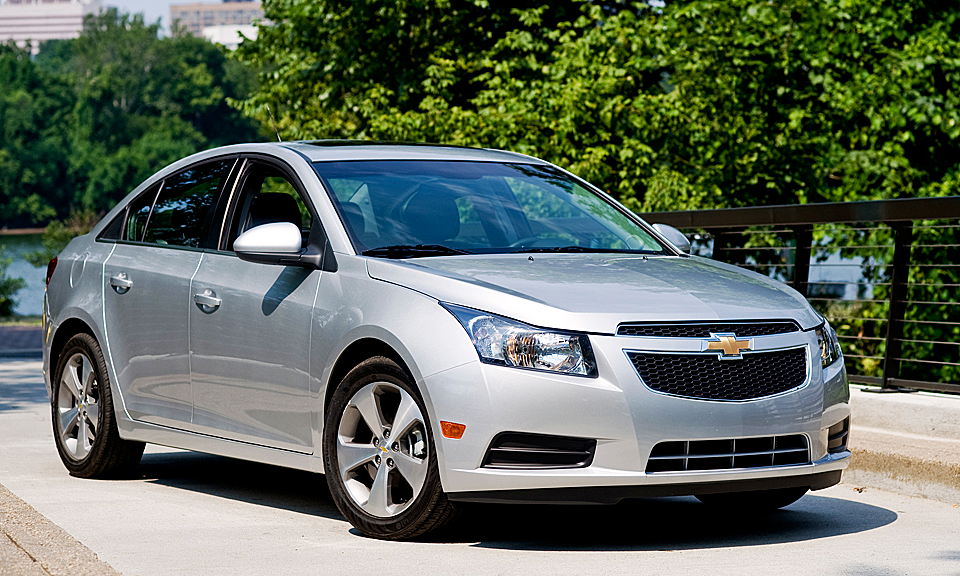 Đánh giá xe Chevrolet Cruze 2012: Sử dụng triệt để các tính năng