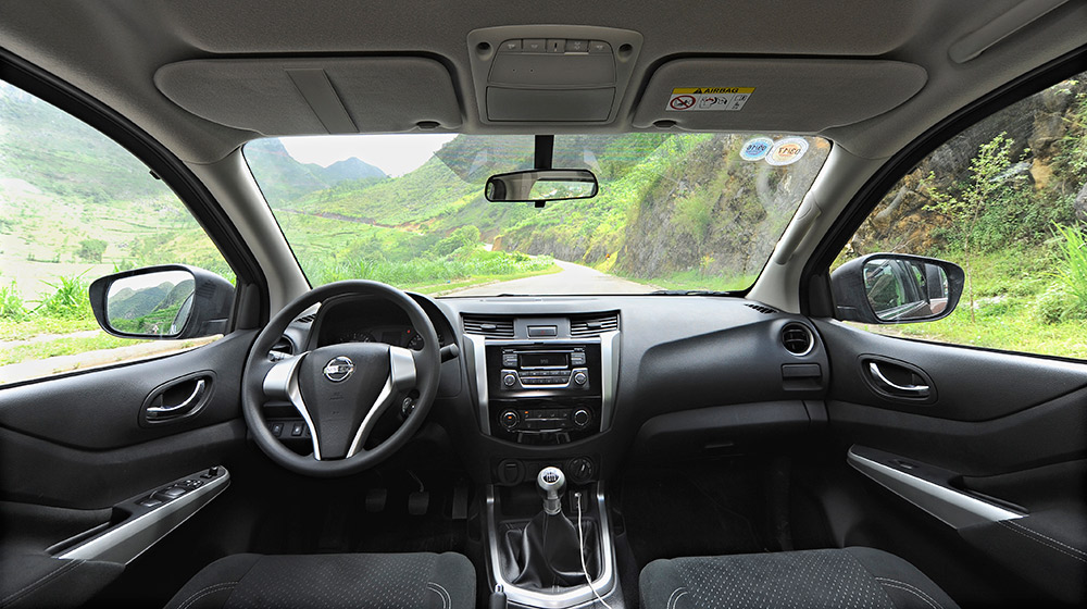 Nội thất Nissan Navara