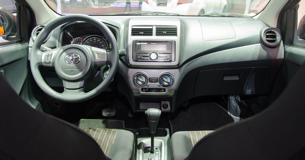 Nội thất Toyota Wigo 2019