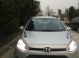 Hyundai i10 2014 - Bán Hyundai i10 đời 2014, màu bạc, nhập khẩu xe gia đình, giá 370tr
