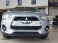 Mitsubishi Outlander GLS 2016 - Bán Mitsubishi Outlander Sport GLS sản xuất 2016, màu bạc, khuyến mại lớn, xe nhập nguyên chiếc