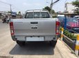 Ford Ranger XL 4x4 MT 2017 - Bán xe Ford Ranger XL 4x MT phiên bản kính mở điện, màu bạc giao xe ngay, hỗ trợ trả góp 80% giá trị xe nhanh gọn