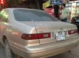 Toyota Camry LE 1998 - Cần bán lại xe Toyota Camry LE đời 1998, màu vàng, xe nhập số tự động, giá tốt