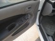 Nissan Sunny SuperSalon 2002 - Cần bán gấp Nissan Sunny SuperSalon đời 2002, màu trắng, nhập khẩu chính hãng