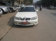 Nissan Sunny SuperSalon 2002 - Cần bán gấp Nissan Sunny SuperSalon đời 2002, màu trắng, nhập khẩu chính hãng