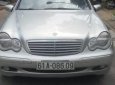 Mercedes-Benz C200   2001 - Cần bán lại xe Mercedes C200 đời 2001, màu bạc số sàn