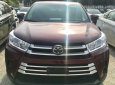 Toyota Highlander LE 2.7L 2017 - Bán xe Toyota Highlander LE 2.7L 2017, màu đỏ nội thất kem giao ngay