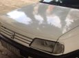 Peugeot 405 1986 - Bán xe Peugeot 405 đời 1986, màu trắng xe gia đình, giá tốt