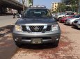 Nissan Navara XE 2013 - Cần bán xe Nissan Navara XE 2013, màu xám