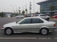 BMW 3 Series  320i  1998 - Bán BMW 3 Series 320i sản xuất 1998, màu bạc 