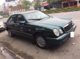 Mercedes-Benz E240 1997 - Cần bán lại xe Mercedes-Benz E240 năm 1997 màu xanh lục, giá chỉ 145 triệu, xe nhập