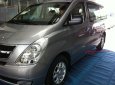 Hyundai Grand Starex 2017 - Bán Hyundai Grand Starex sản xuất 2017, màu xám (ghi), xe nhập, giảm giá tốt