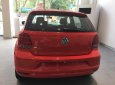 Volkswagen Polo 2016 - Bán Volkswagen Polo Hacthback màu đỏ, xe nhập. Cam kết giá tốt nhất thị trường - LH Hương 0902608293