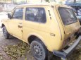 Lada Niva1600 1985 - Cần bán xe Lada Niva đời 1985, màu vàng, xe nhập 35tr