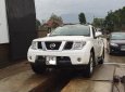 Nissan Navara XE 2013 - Bán Nissan Navara XE năm 2013, xe chính chủ, máy móc, nội ngoại thất đẹp