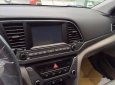 Hyundai Elantra 1.6MT 2017 - Bán Hyundai Elantra 1.6MT 2017, màu trắng