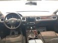 Volkswagen Toquareg 2016 - Giá xe  Volkswagen Toquareg GP màu bạc. Cam kết giá tốt nhất- Thu Hương: 0902.608.293