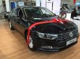 Volkswagen Passat GP 2016 - Bán xe nhập Đức Volkswagen Passat 1.8l GP 2016, màu đen, chung Audi A4. LH Hương 0902608293