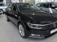 Volkswagen Passat GP 2016 - Bán xe nhập Đức Volkswagen Passat 1.8l GP 2016, màu đen, chung Audi A4. LH Hương 0902608293