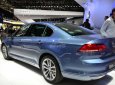 Volkswagen Passat GP 2016 - Giá xe Volkswagen Passat đời 2016, màu xanh lam, nhập Đức - Tặng BHVC+dán 3M - LH Hương: 0902.608.293