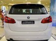 BMW 2 Series 218i Active Tourer 2017 - Bán BMW 2 Series 218i Active Tourer năm 2017, màu trắng, nhập khẩu.