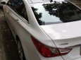 Hyundai Sonata 2010 - Cần bán Hyundai Sonata 2010, màu trắng, xe nhập xe gia đình, giá 555tr